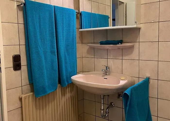 Mit Balkon Im Zentrum Von *